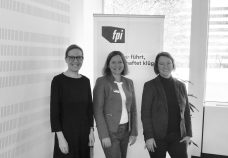 Frauke Hegemann, Kathrin Jannicke und Henrike von Platen Fair Pay Management Circle bei der Allianz in Hamburg